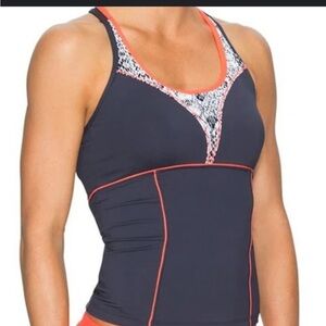 Athleta Torpedo Tankini Bikini Swimsuit Top M bathing suit